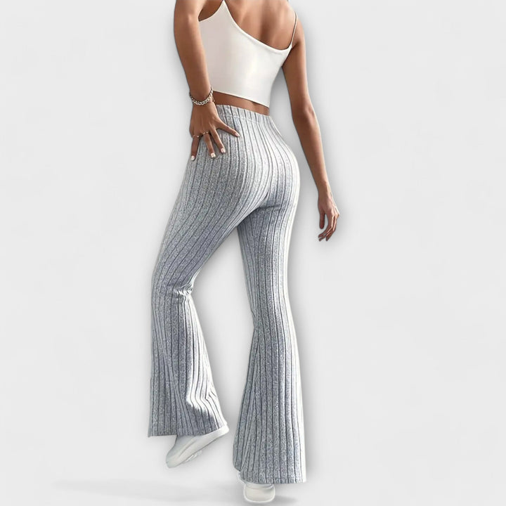 Filomena™ | Pantaloni svasati con struttura fine