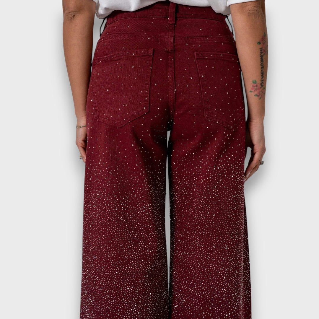 Carmela™ | Jeans a gamba larga con strass in Bordeaux