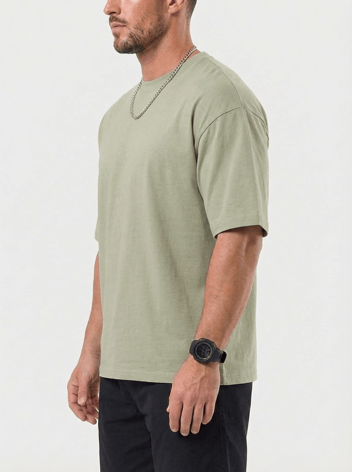 Corrado™ | T-Shirt Oversize Trevo - Verde Khaki