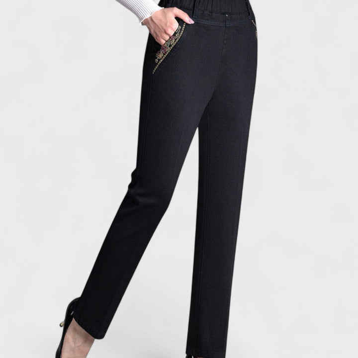 Agata™ | Jeans da donna con tasche laterali e vita elastica